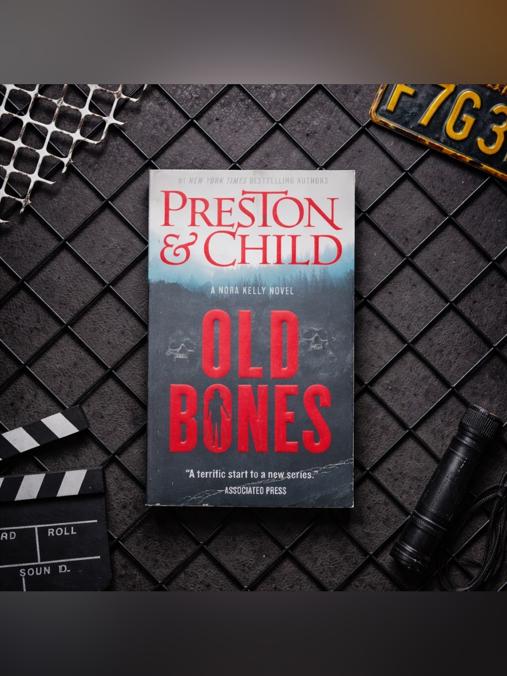 Old Bones by Preston & Child Paperback
